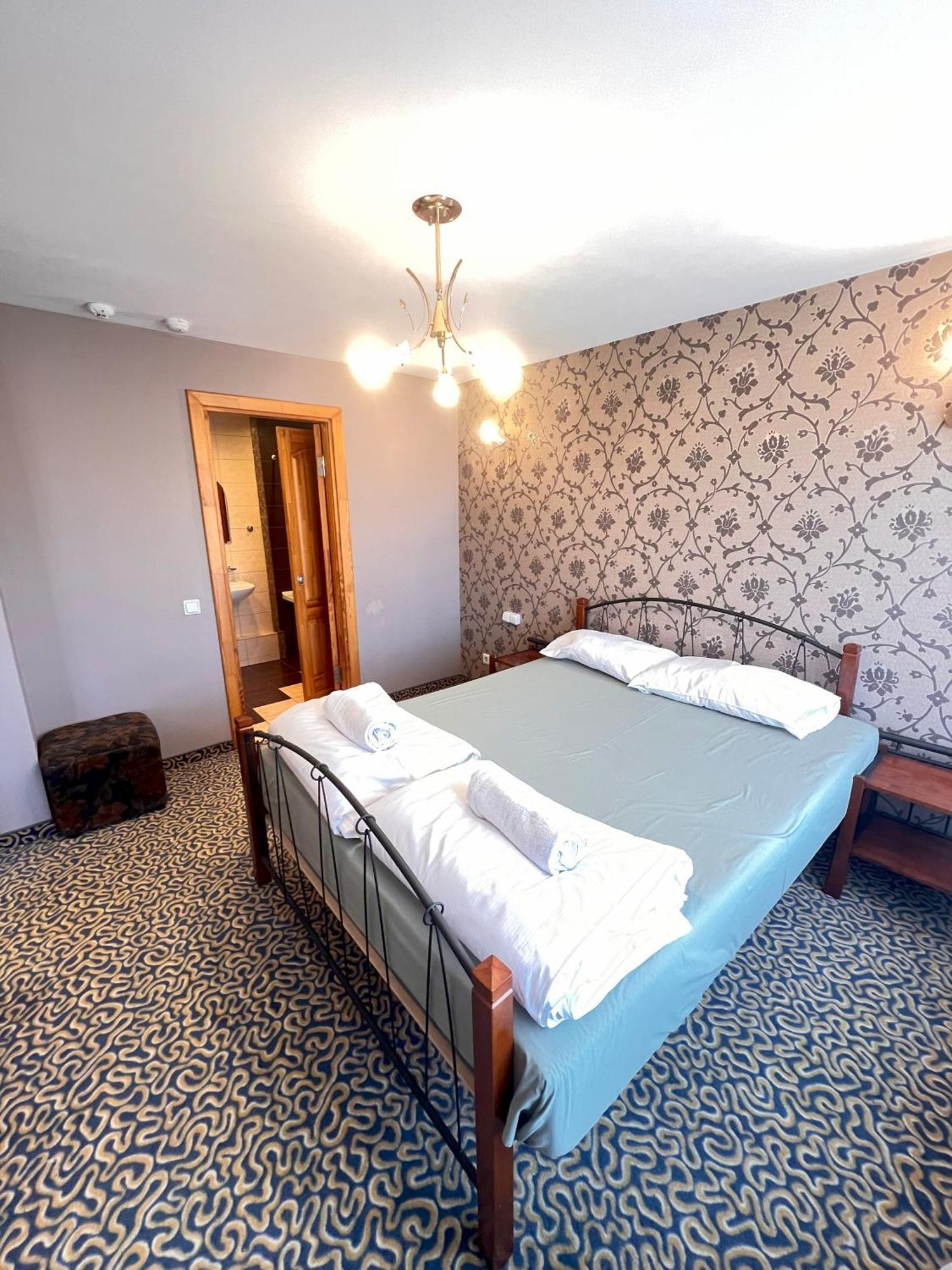 Park Hotel Кекава Экстерьер фото